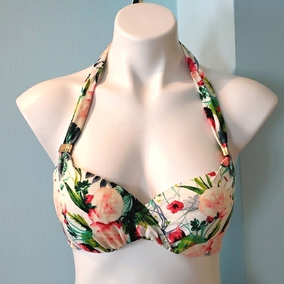 Victoria's Secret Other - Victoria's Secret Floral Hawaiian Bikini Top